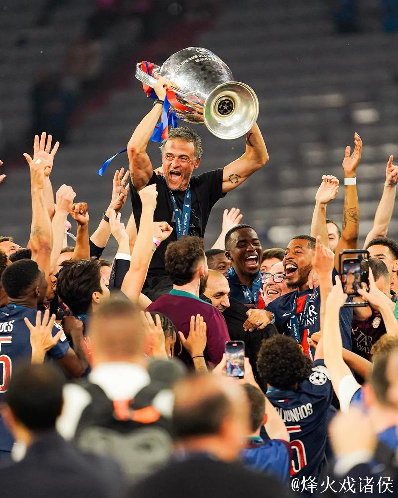 13场胜利，巴黎创单一自然年欧冠胜场纪录